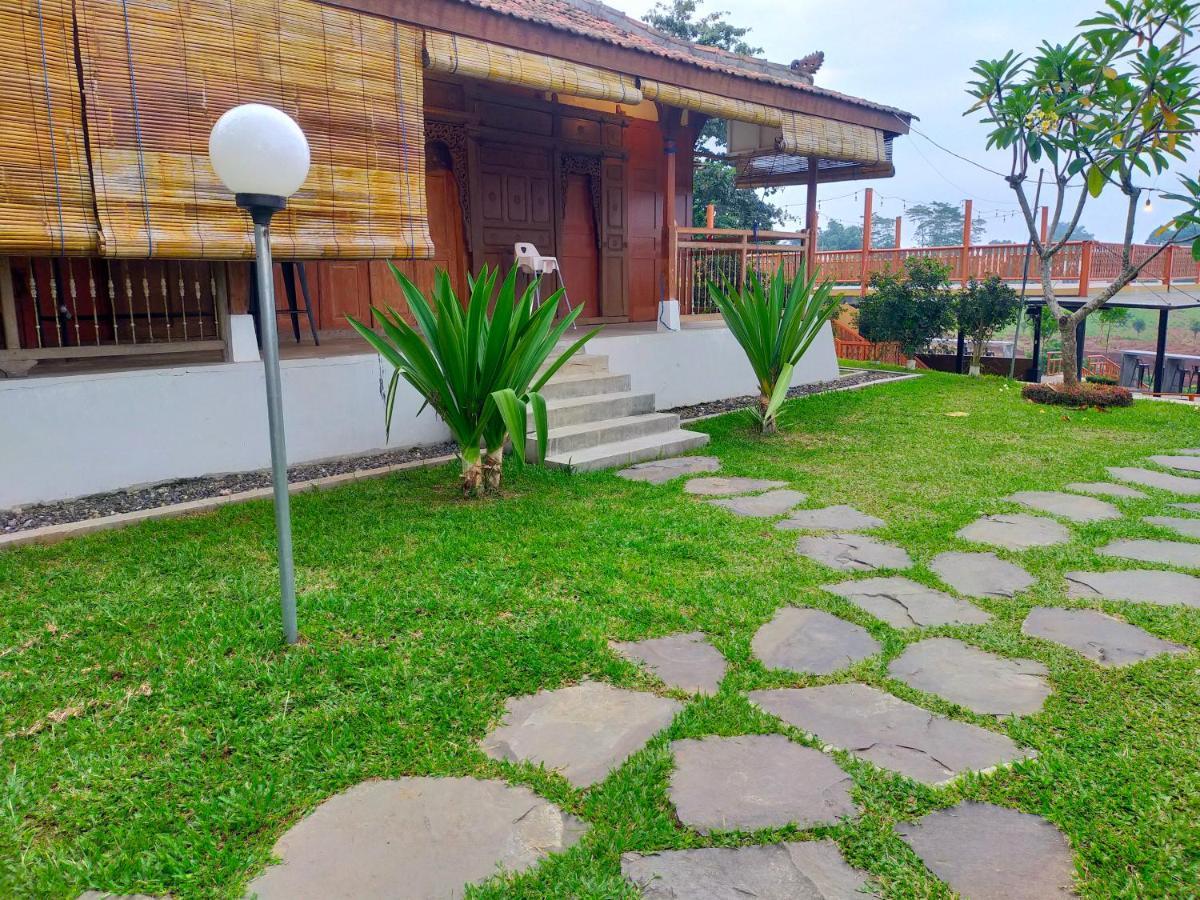 Joglo Kumpul Resort Cangkiran Exterior photo